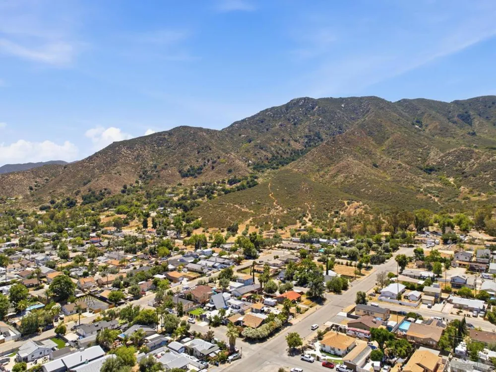 33220 Baldwin Blvd Lake Elsinore, CA 92530