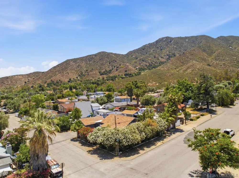 33220 Baldwin Blvd Lake Elsinore, CA 92530
