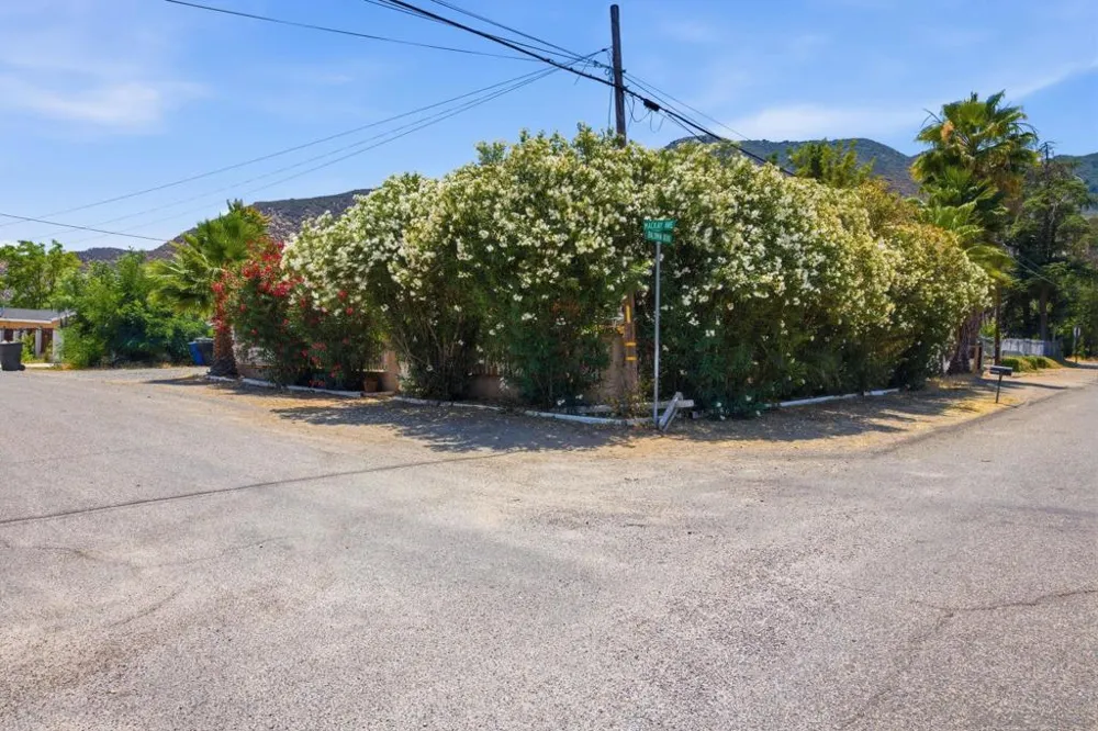 33220 Baldwin Blvd Lake Elsinore, CA 92530