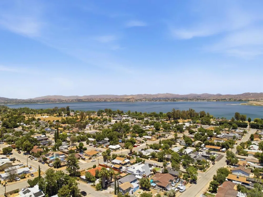 33220 Baldwin Blvd Lake Elsinore, CA 92530