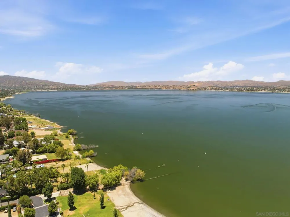 33220 Baldwin Blvd Lake Elsinore, CA 92530