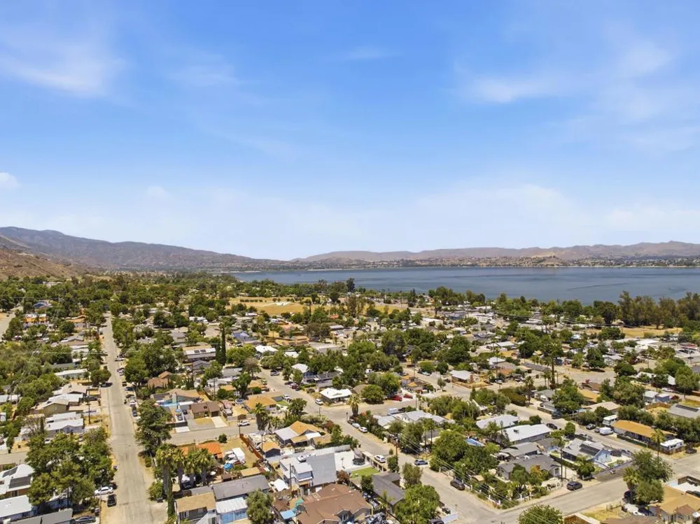 33220 Baldwin Blvd Lake Elsinore, CA 92530
