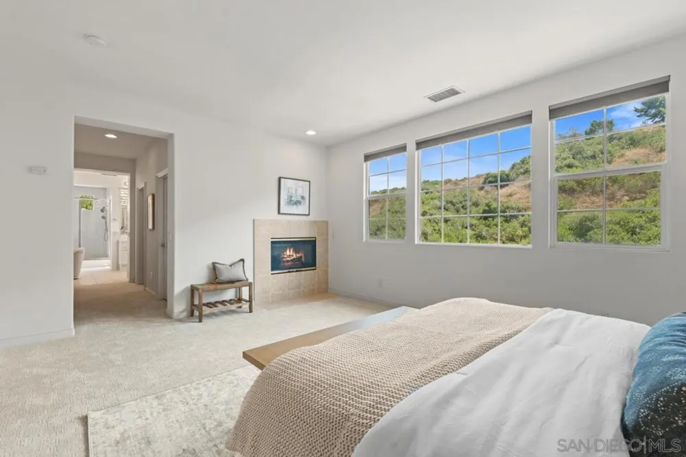 2785 Ridgegate Row La Jolla, CA 92037