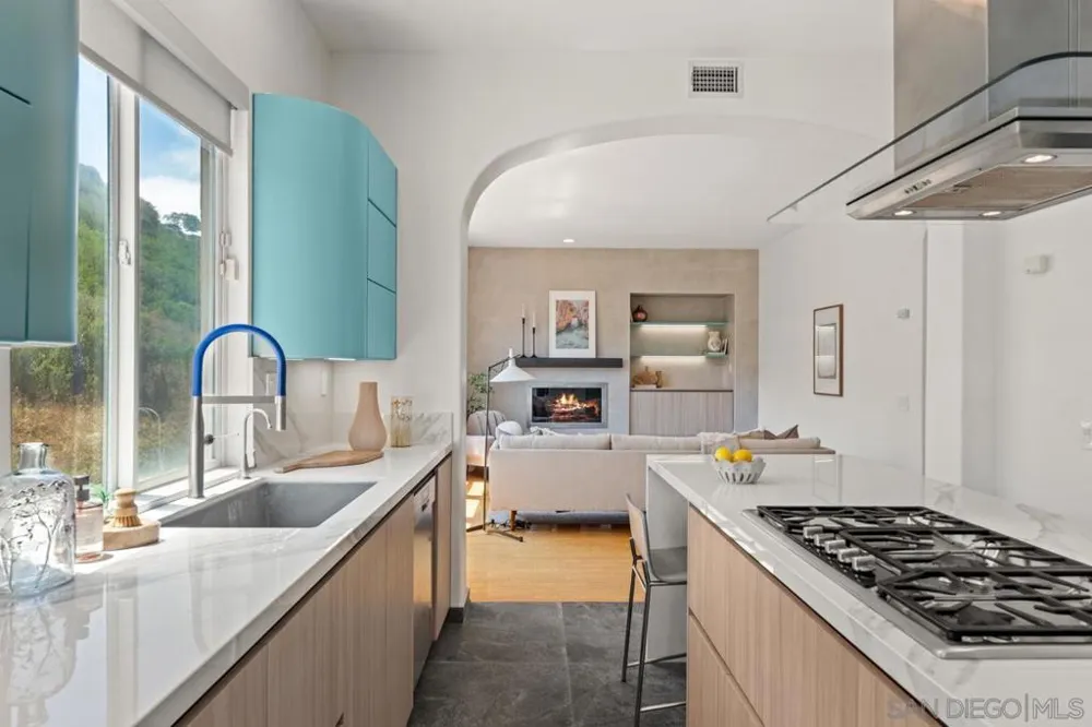 2785 Ridgegate Row La Jolla, CA 92037