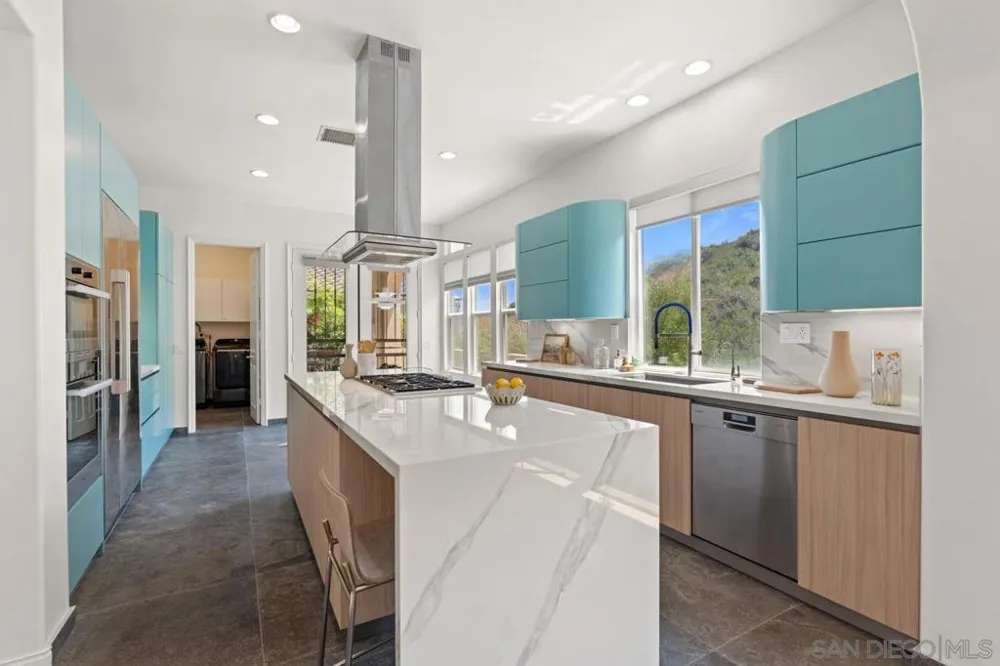 2785 Ridgegate Row La Jolla, CA 92037
