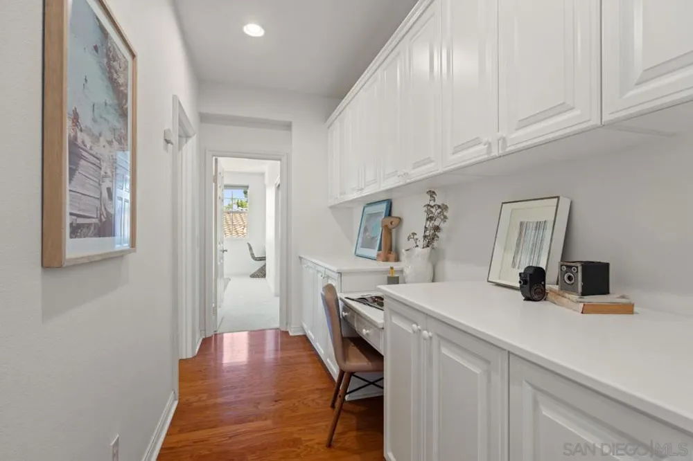 2785 Ridgegate Row La Jolla, CA 92037