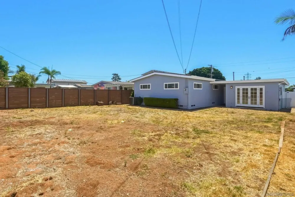 8320 Neva Ave San Diego, CA 92123