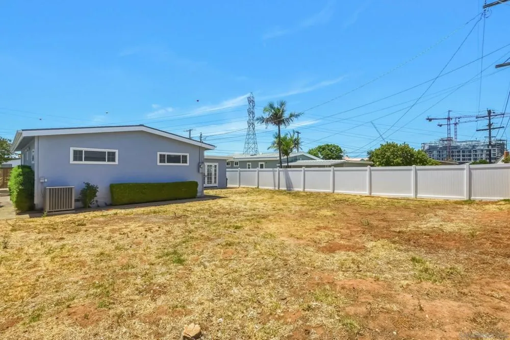 8320 Neva Ave San Diego, CA 92123