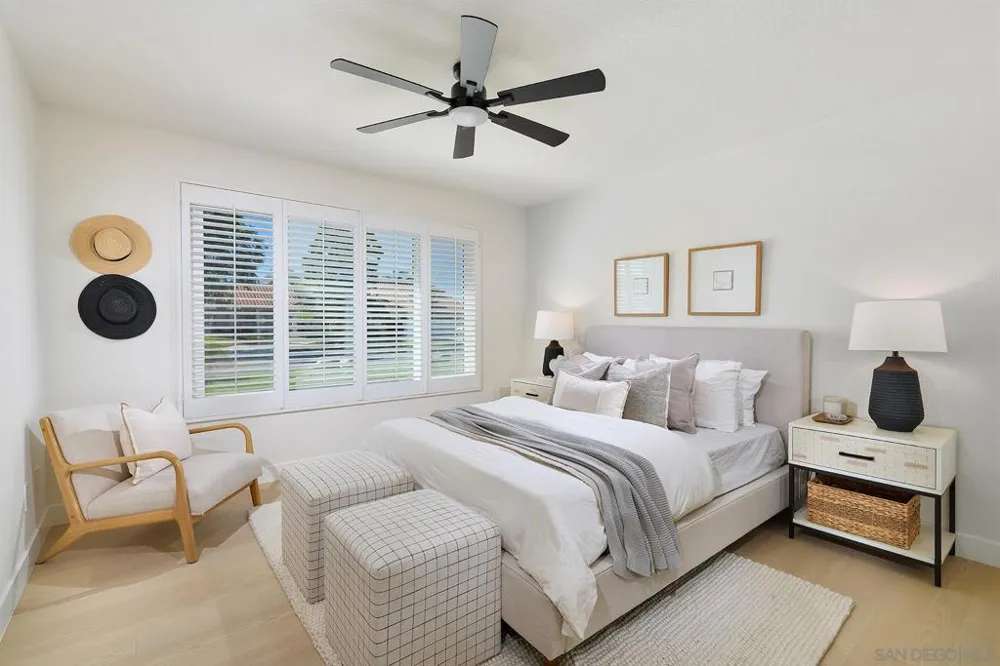 14233 Arbolitos Dr Poway, CA 92064