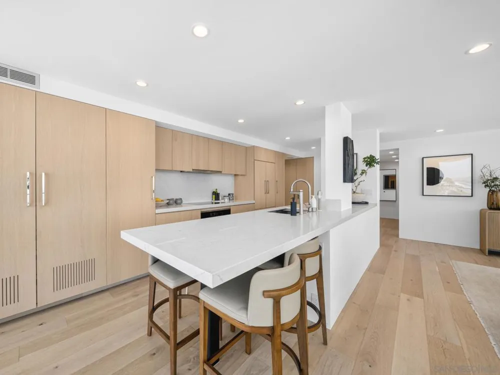 1830 Avenida Del Mundo #605 Coronado, CA 92118