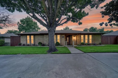 2816 Pinehurst Drive