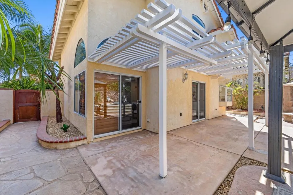 9720 Avenida Colino Spring Valley, CA 91977