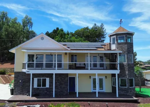 205 HIGHLINE TRAIL