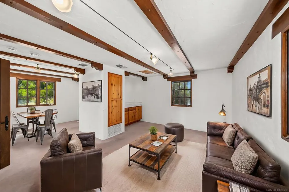 5443 Calzada Del Bosque Rancho Santa Fe, CA 92067