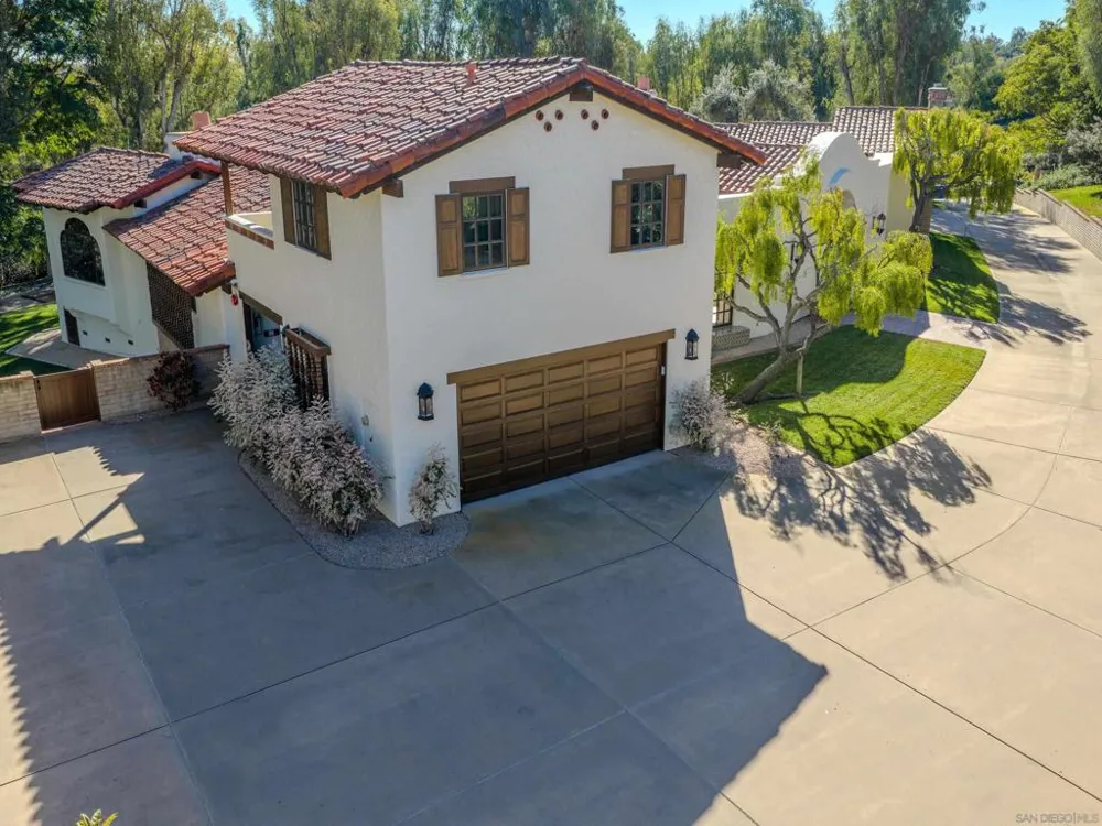 5443 Calzada Del Bosque Rancho Santa Fe, CA 92067