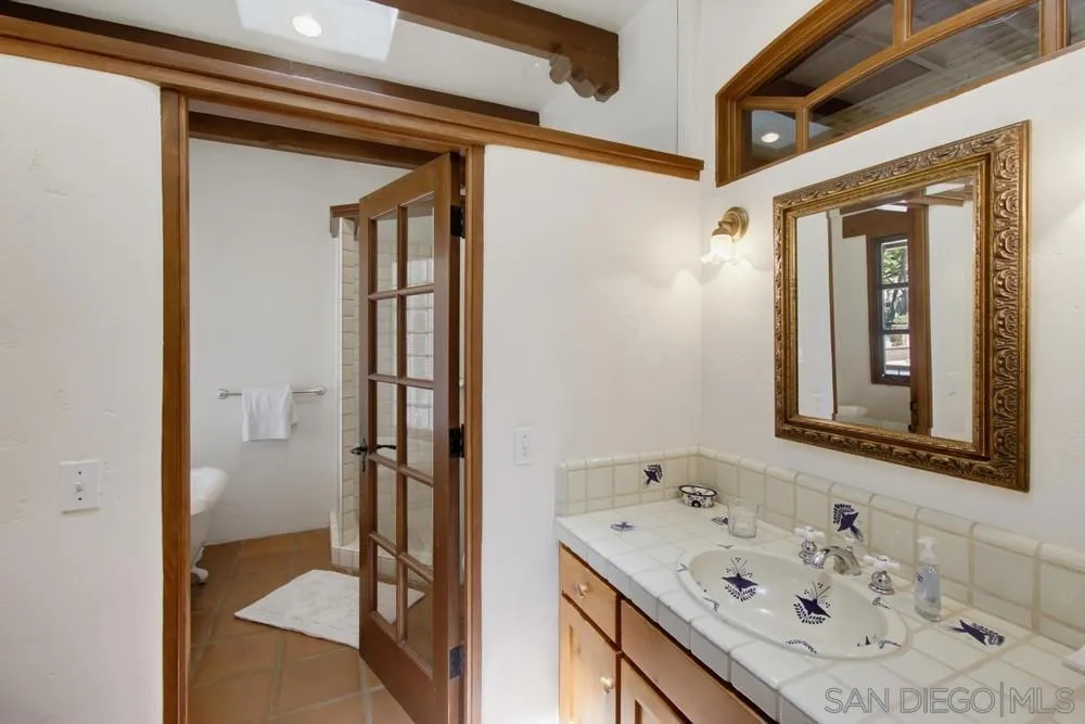 5443 Calzada Del Bosque Rancho Santa Fe, CA 92067