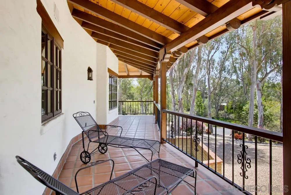 5443 Calzada Del Bosque Rancho Santa Fe, CA 92067