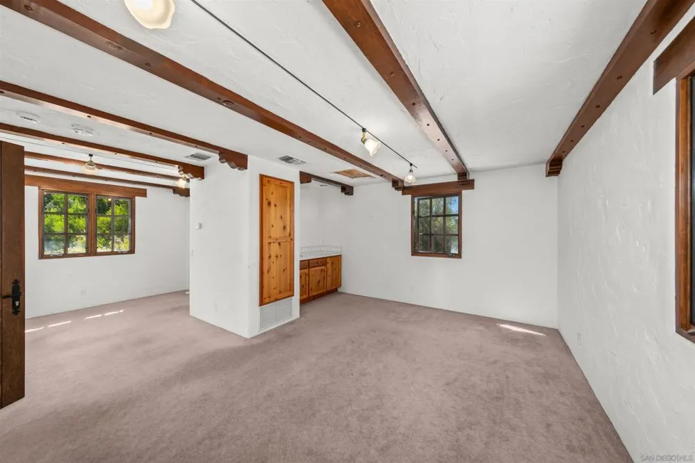 5443 Calzada Del Bosque Rancho Santa Fe, CA 92067