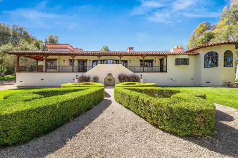 5443 Calzada Del Bosque