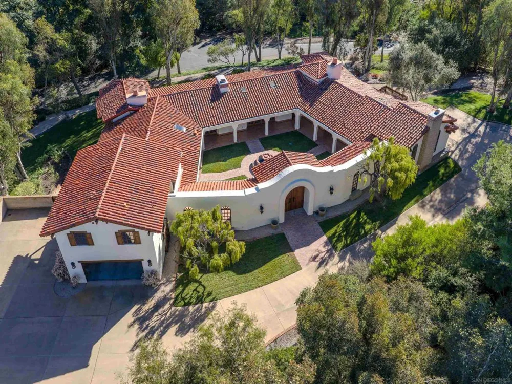5443 Calzada Del Bosque Rancho Santa Fe, CA 92067