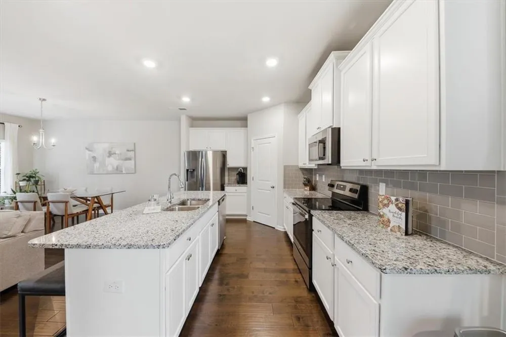 2242 Justify Lane Lithonia, GA 30058
