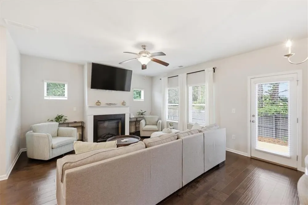 2242 Justify Lane Lithonia, GA 30058