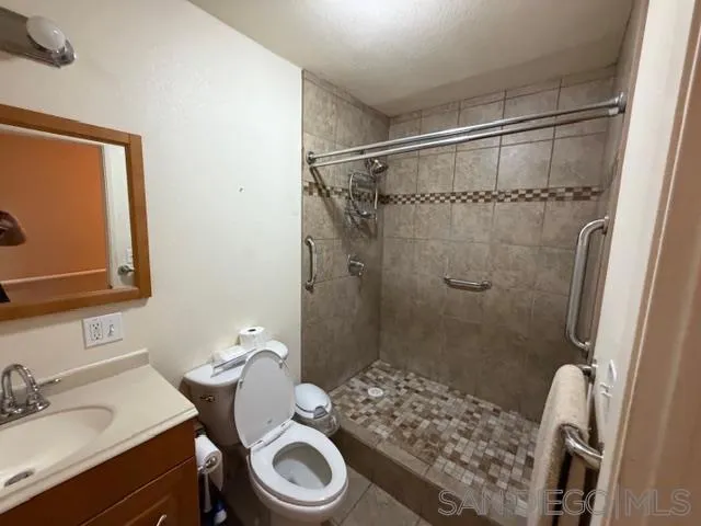 253 Robert Kennedy St Calexico, CA 92231
