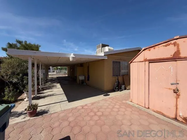 253 Robert Kennedy St Calexico, CA 92231