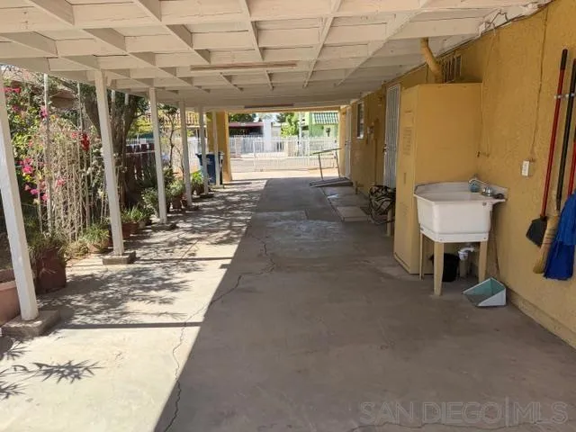 253 Robert Kennedy St Calexico, CA 92231
