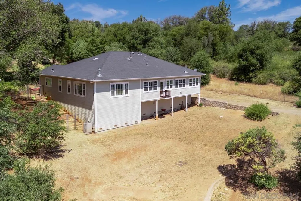 4823 Belvedere Julian, CA 92036