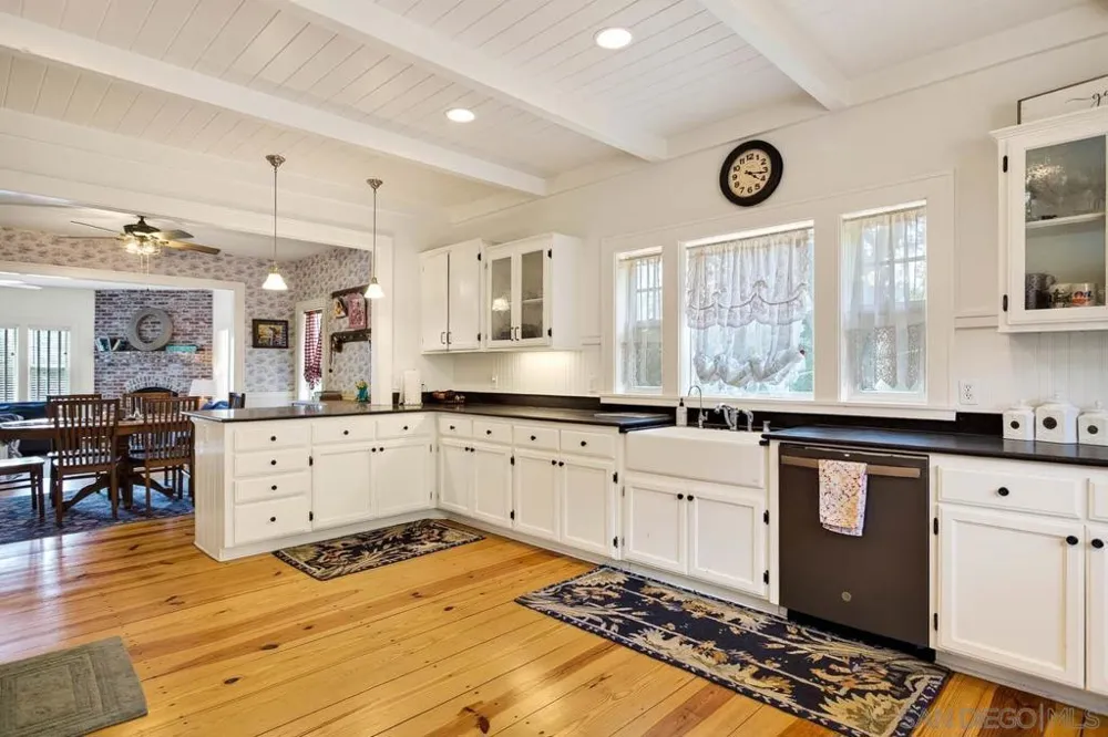 4823 Belvedere Julian, CA 92036