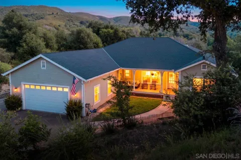 4823 Belvedere