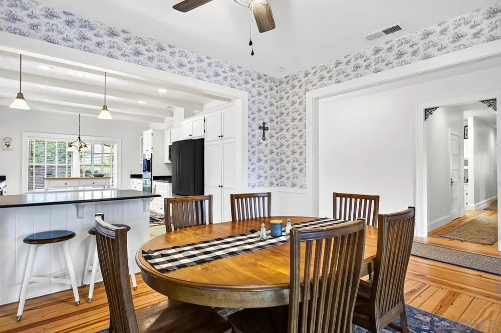 4823 Belvedere Julian, CA 92036