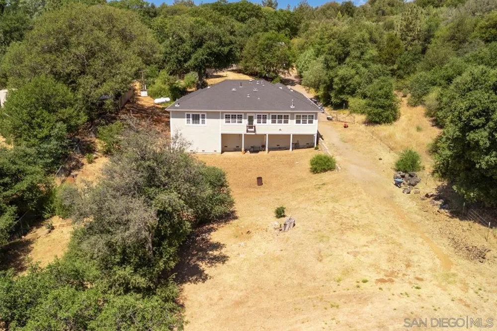 4823 Belvedere Julian, CA 92036