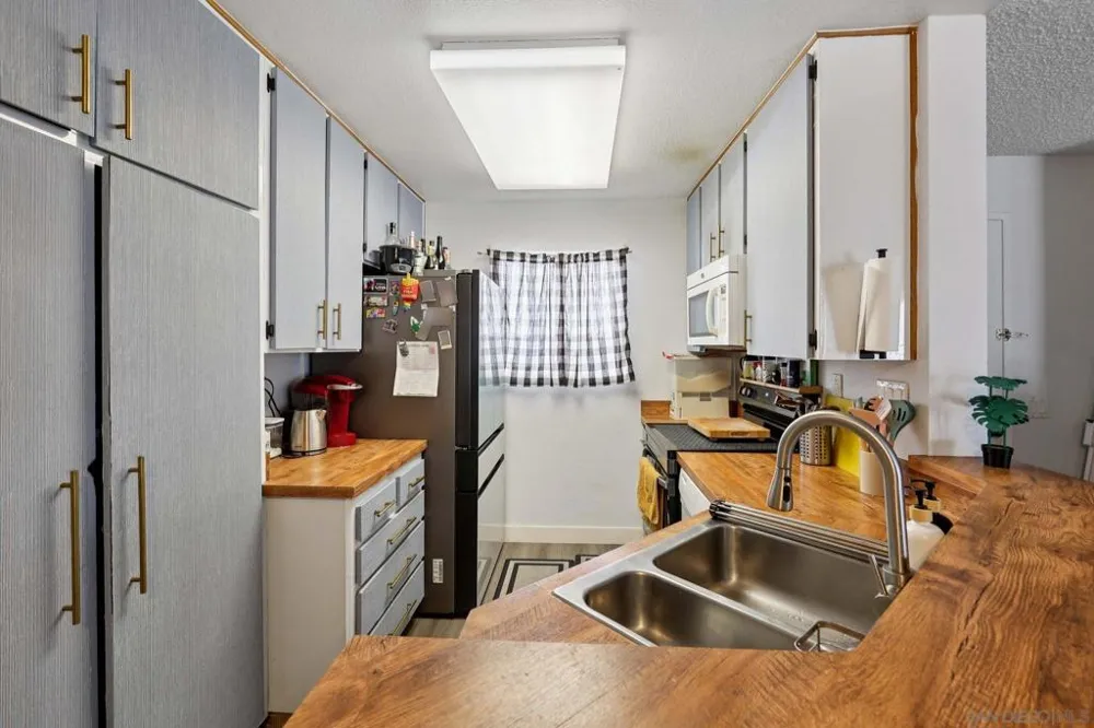 9725 Mesa Spring #177 San Diego, CA 92126