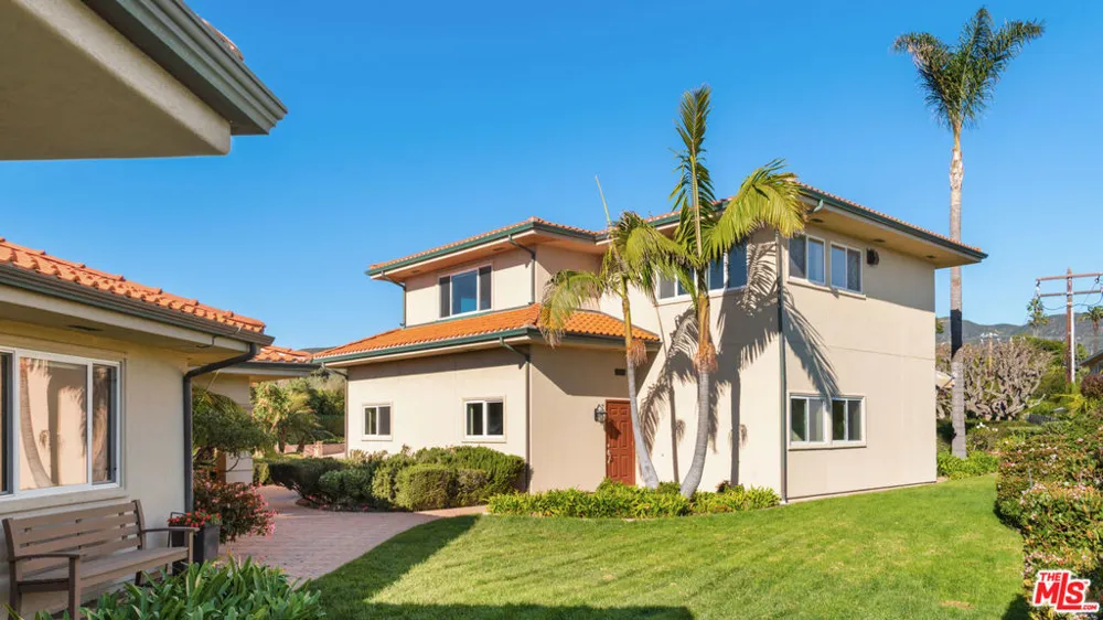 29821 Pacific Coast Highway Malibu, CA 90265