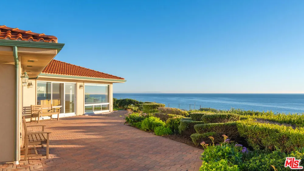 29821 Pacific Coast Highway Malibu, CA 90265