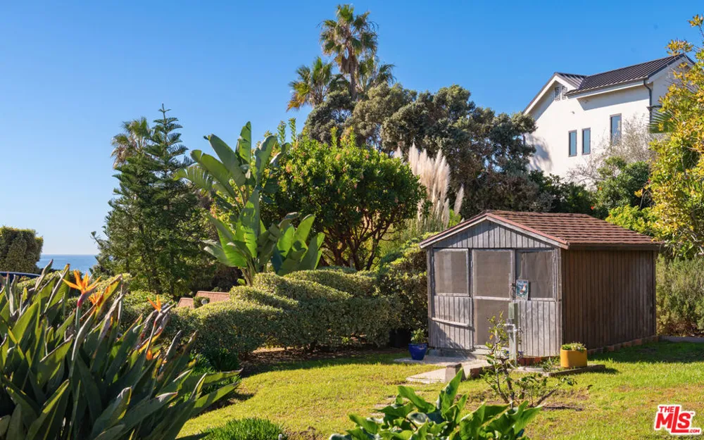 29821 Pacific Coast Highway Malibu, CA 90265