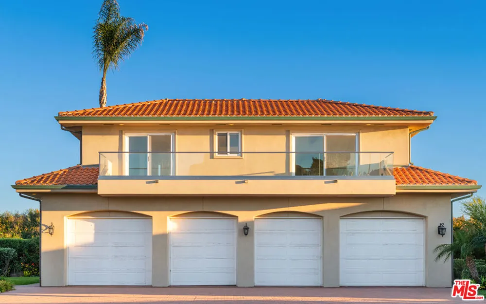 29821 Pacific Coast Highway Malibu, CA 90265