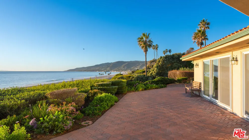 29821 Pacific Coast Highway Malibu, CA 90265