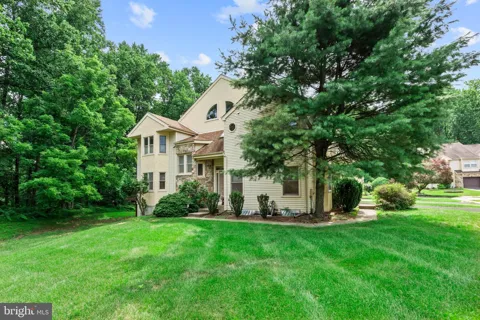 256 SYCAMORE CIRCLE
