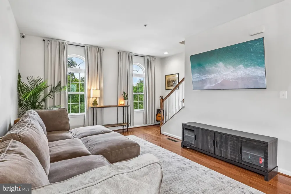 3801 COMMODORE JOSHUA BARNEY DRIVE NE Washington, DC 20018