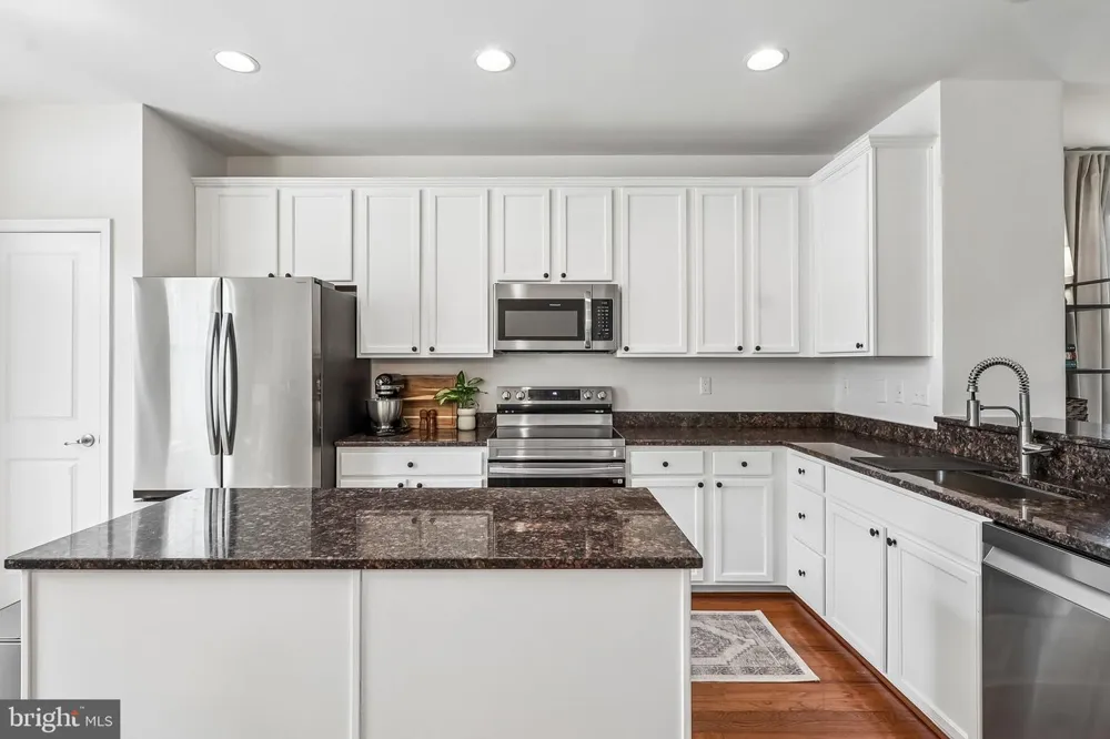 3801 COMMODORE JOSHUA BARNEY DRIVE NE Washington, DC 20018