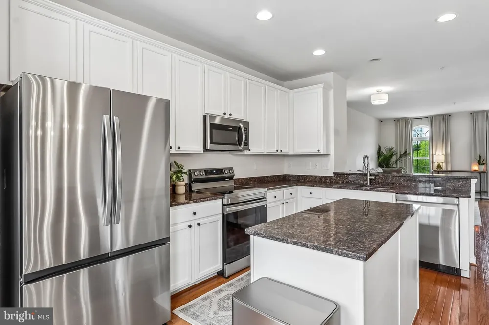 3801 COMMODORE JOSHUA BARNEY DRIVE NE Washington, DC 20018