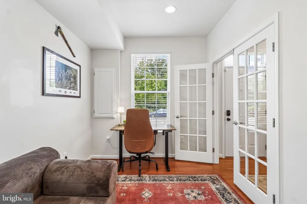 3801 COMMODORE JOSHUA BARNEY DRIVE NE Washington, DC 20018