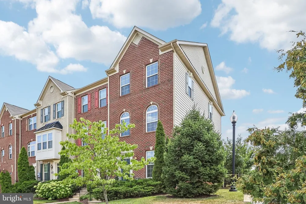 3801 COMMODORE JOSHUA BARNEY DRIVE NE Washington, DC 20018