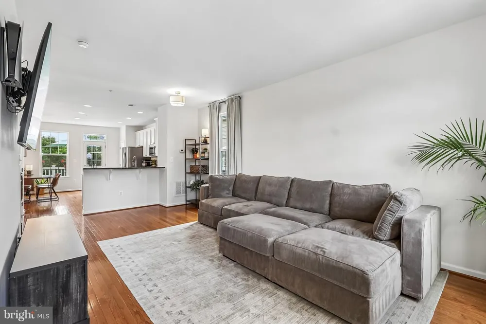 3801 COMMODORE JOSHUA BARNEY DRIVE NE Washington, DC 20018