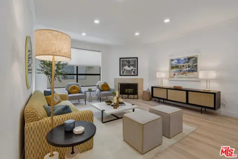 4707 Willis Avenue #206