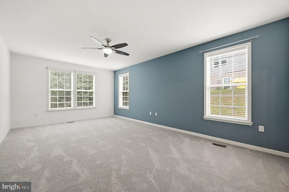 210 WOODS DRIVE Cross Junction, VA 22625