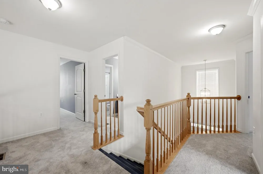 210 WOODS DRIVE Cross Junction, VA 22625